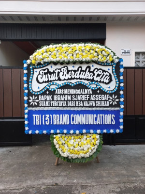 Papan Bunga Duka di Cihuni